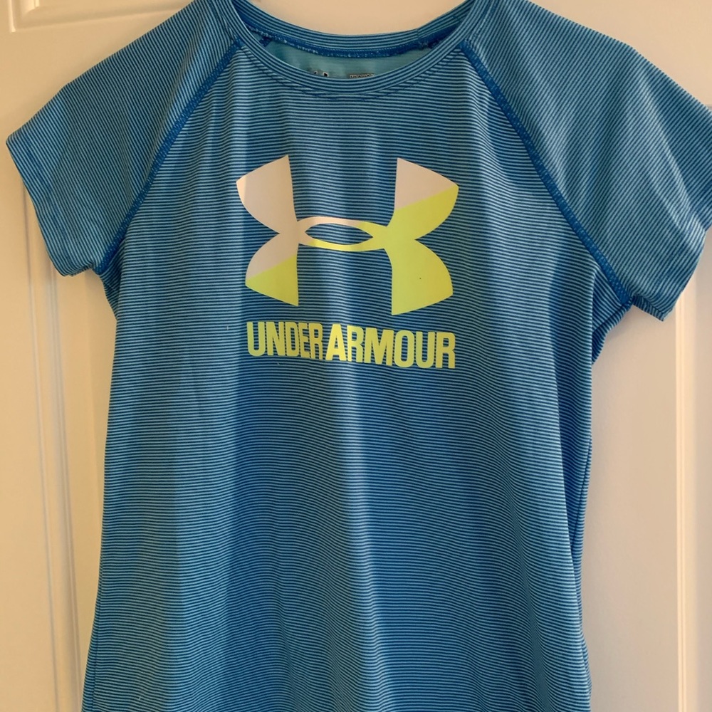 Under Armour Youth Large Athletic Tee